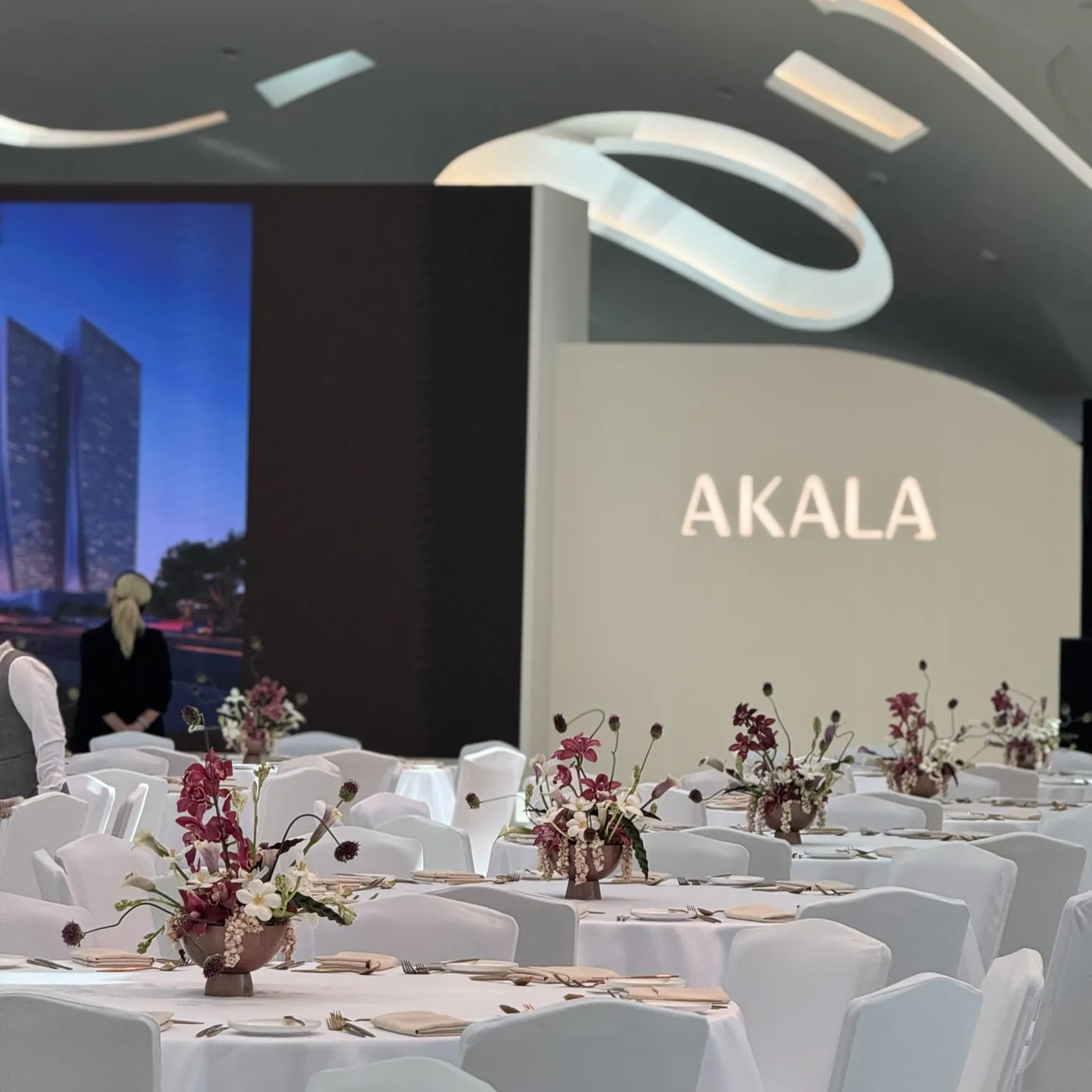 ARADA – Flower Supply — Table Art UAE event styling