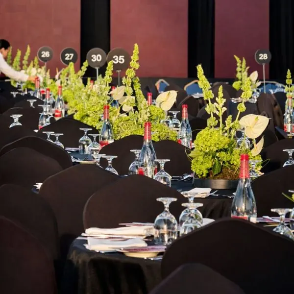 Floral supply for Inaura by Arada