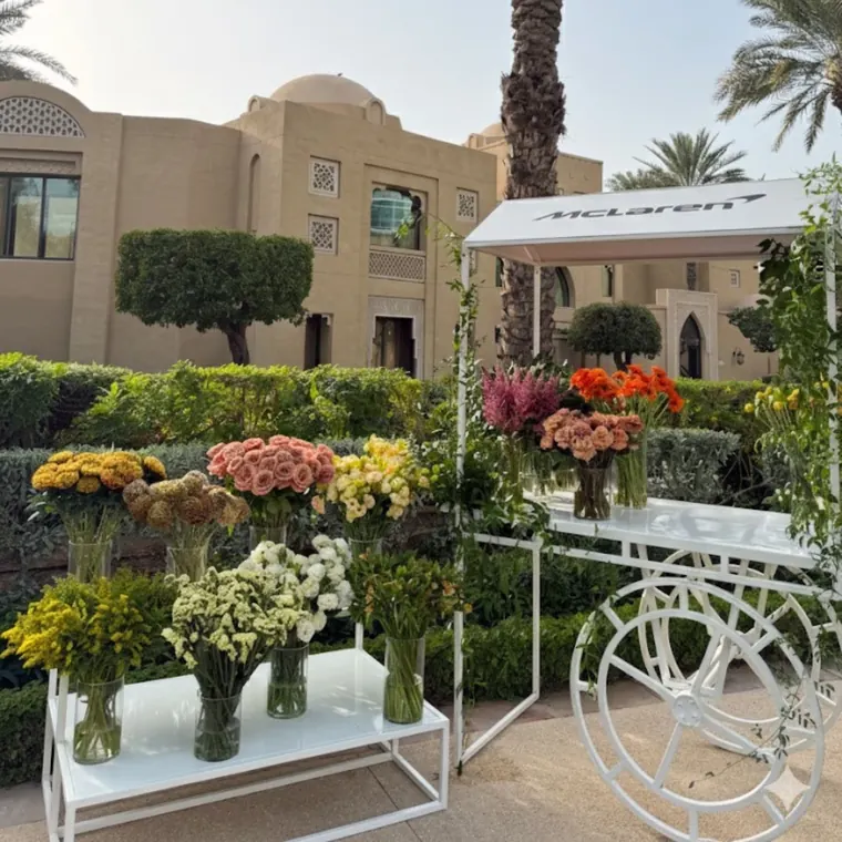 McLaren - Bloom Bar & Cocktail Flowers