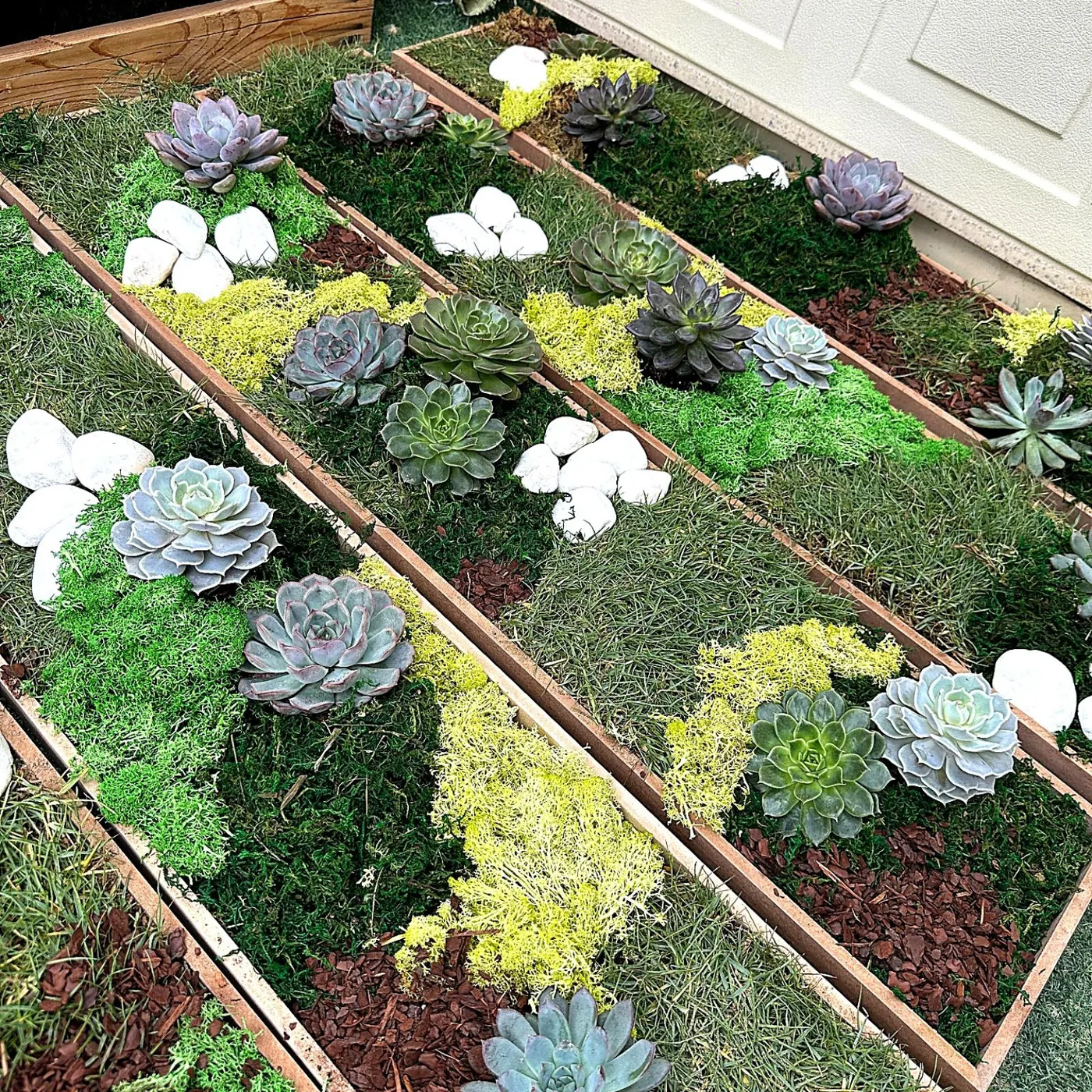 Sustainable-Centrepieces for Journal House - Vida Dubai Marina